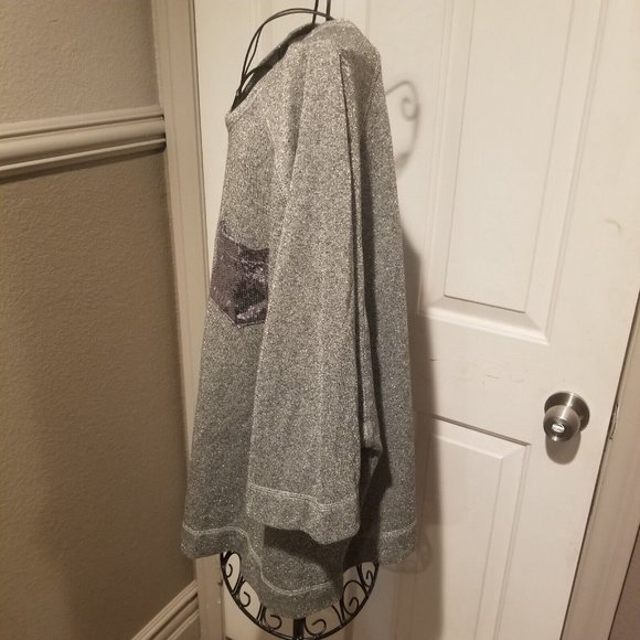 NWT Lane Bryant 22/24 Plus Size 3XL Silver Metallic Top with Sequin Pocket - Picture 5 of 8